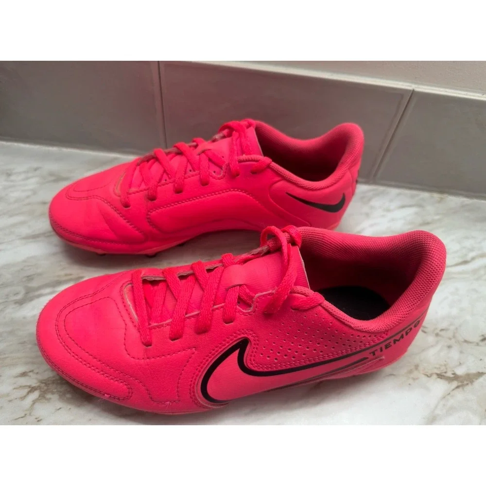 NIKE Tiempo Girl's Size 6.0‎ Youth Pink Black Soccer Cleats Shoes 6.0Y